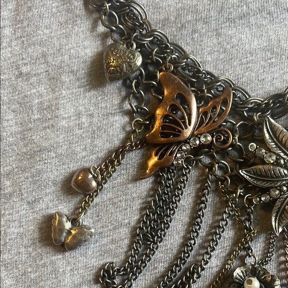 Vintage Elegant  Charm Necklace - Picture 2 of 8